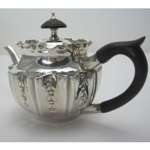 LATE VICTORIAN BACHELOR SIZE SILVER TEAPOT - ADDITIONAL PHOTO 2