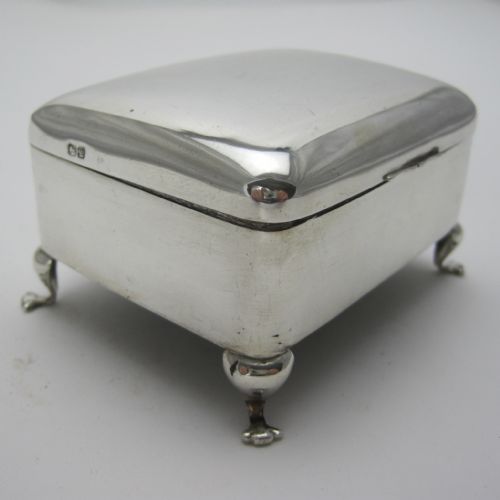 PLAIN SILVER CUSHION SHAPE CHESTER SILVER JEWELLERY OR TRINKET BOX - ADDITIONAL PHOTO 1