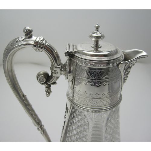 ENGLISH VICTORIAN SILVER PLATED CLARET JUG WITH GRAPE AND VINE SPOUT - ADDITIONAL PHOTO 1