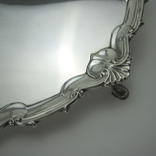 IMPRESSIVE LARGE CIRCULAR SILVER SALVER - ADDITIONAL PHOTO 1