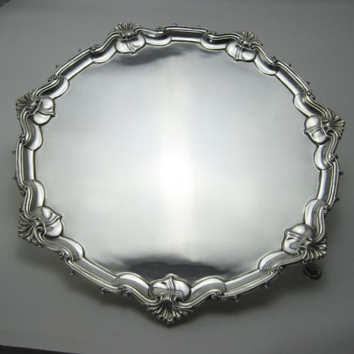 IMPRESSIVE LARGE CIRCULAR SILVER SALVER - ADDITIONAL PHOTO 2