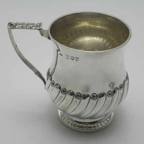 victorian silver child's mug with acanthus leaf embossed handle - CATEGORY: ANTIQUE SILVER - DATED 1890