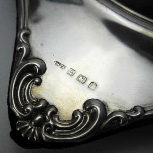 EDWARDIAN SQUARE SILVER PHOTO FRAME WITH CIRCULAR WINDOW - ADDITIONAL PHOTO 4