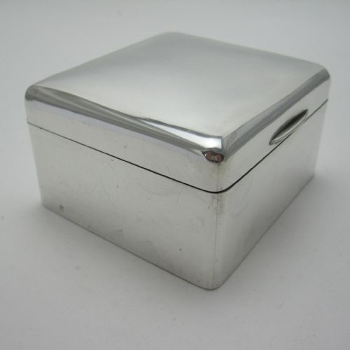 PLAIN GOOD QUALITY SILVER SQUARE CIGARETTE OR TRINKET BOX - ADDITIONAL PHOTO 1