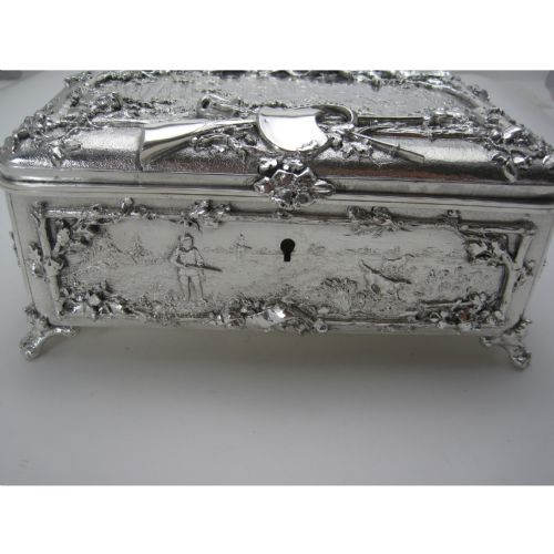 VICTORIAN ELECTRO FORMED LARGE SILVER PLATED JEWELLERY CASKET BOX - ADDITIONAL PHOTO 5