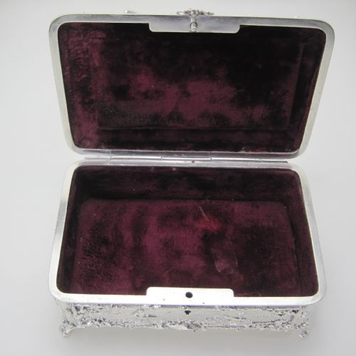 VICTORIAN ELECTRO FORMED LARGE SILVER PLATED JEWELLERY CASKET BOX - ADDITIONAL PHOTO 8