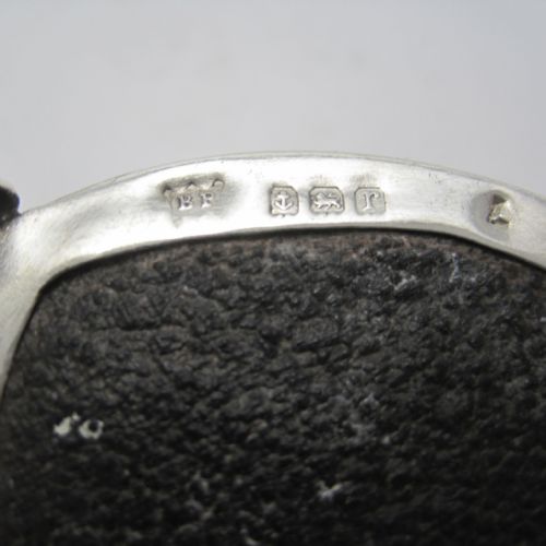CHARMING SMALL SILVER HEART SHAPE JEWELLERY OR TRINKET BOX - ADDITIONAL PHOTO 5