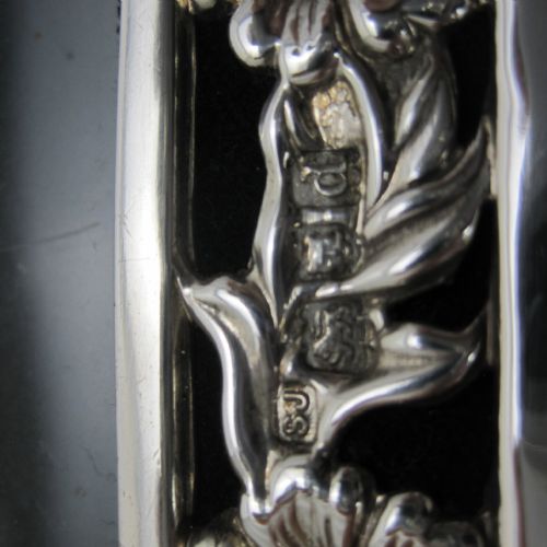 GOOD QUALITY VICTORIAN SILVER PHOTO FRAME WITH PIERCED BORDER - ADDITIONAL PHOTO 3