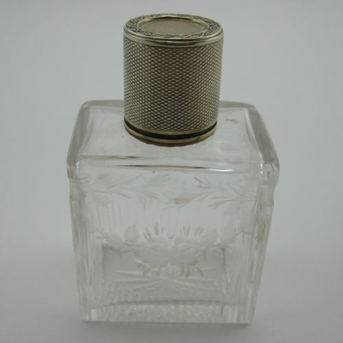 pretty william comyns son silver and glass perfume bottle - CATEGORY: ANTIQUE SILVER - DATED 1940