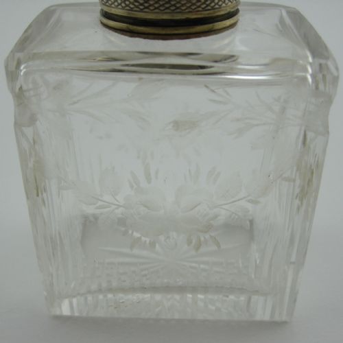 PRETTY WILLIAM COMYNS SON SILVER AND GLASS PERFUME BOTTLE - ADDITIONAL PHOTO 2