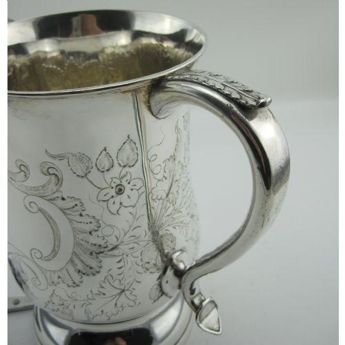 LARGE OLD SHEFFIELD PLATE TROPHY OR CUP WITH TWO LEAF CAPPED SCROLL HANDLES - ADDITIONAL PHOTO 2