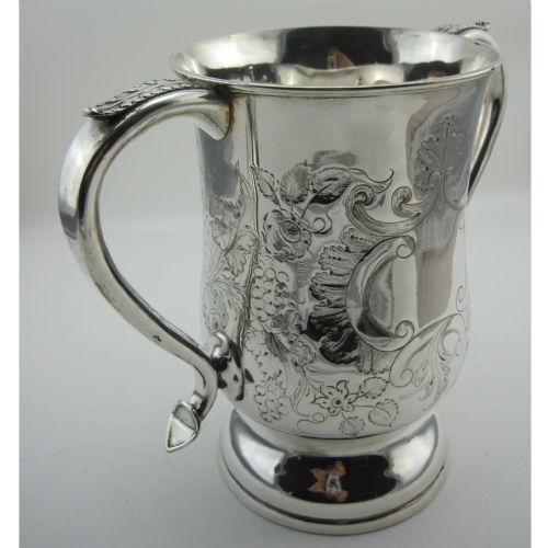 LARGE OLD SHEFFIELD PLATE TROPHY OR CUP WITH TWO LEAF CAPPED SCROLL HANDLES - ADDITIONAL PHOTO 3