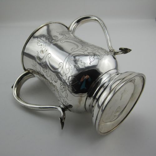 LARGE OLD SHEFFIELD PLATE TROPHY OR CUP WITH TWO LEAF CAPPED SCROLL HANDLES - ADDITIONAL PHOTO 4