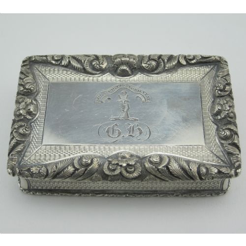 SUPERB QUALITY NATHANIEL MILLS SILVER TABLE SNUFF BOX - ADDITIONAL PHOTO 1