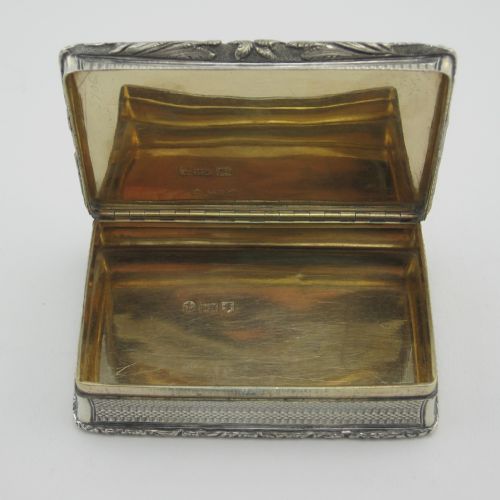 SUPERB QUALITY NATHANIEL MILLS SILVER TABLE SNUFF BOX - ADDITIONAL PHOTO 3