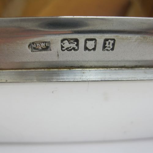 INSCRIBED RECTANGULAR SILVER TRINKET OR CIGARETTE BOX - ADDITIONAL PHOTO 4