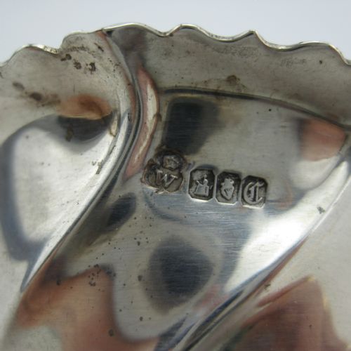 UNUSUAL BOXED SET OF FOUR VICTORIAN IRISH SILVER SALTS - ADDITIONAL PHOTO 3