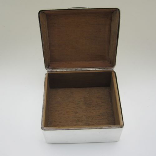 PLAIN EDWARDIAN SILVER SQUARE TRINKET OR CIGARETTE BOX - ADDITIONAL PHOTO 2