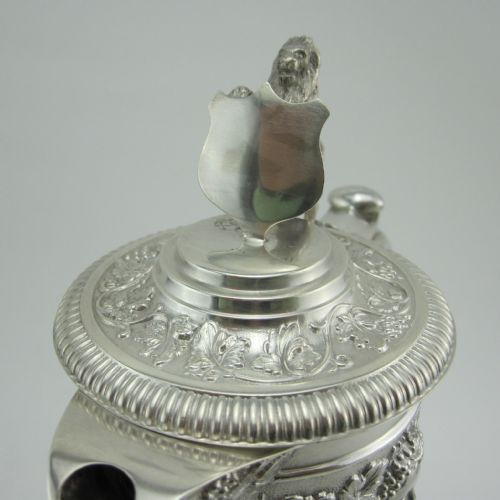 VICTORIAN SILVER CLARET JUG WITH HINGED LID LION AND SHIELD FINIAL - ADDITIONAL PHOTO 5