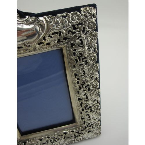DECORATIVE EDWARDIAN RECTANGULAR SILVER PHOTO FRAME - ADDITIONAL PHOTO 2