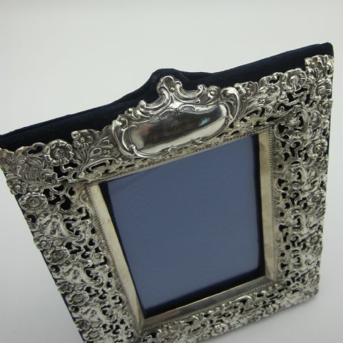 DECORATIVE EDWARDIAN RECTANGULAR SILVER PHOTO FRAME - ADDITIONAL PHOTO 4
