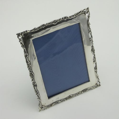 Good Quality Late Victorian Rectangular Silver Photo Frame