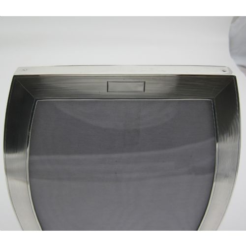 STYLISH STERLING SILVER PHOTO FRAME IN A SHAPED OVAL FORM - ADDITIONAL PHOTO 1