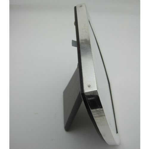 STYLISH STERLING SILVER PHOTO FRAME IN A SHAPED OVAL FORM - ADDITIONAL PHOTO 4