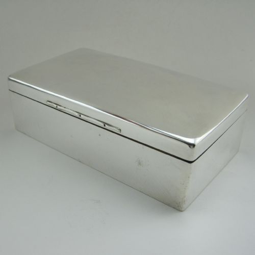 HANDSOME LARGE GOOD QUALITY SILVER CIGAR OR TRINKET BOX - ADDITIONAL PHOTO 1