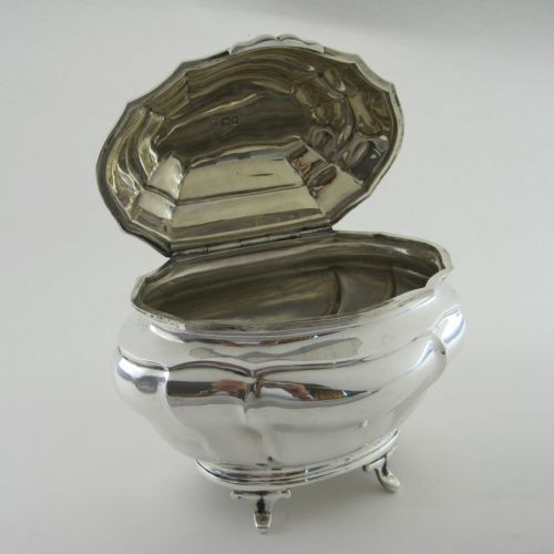 LARGE FLUTED BOMBE SHAPED GOOD QUALITY SILVER TEA CADDY - ADDITIONAL PHOTO 3