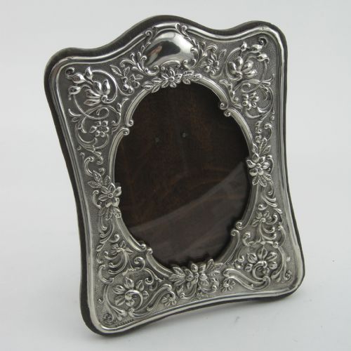 edwardian silver photo frame with oak back - CATEGORY: ANTIQUE SILVER - DATED 1900
