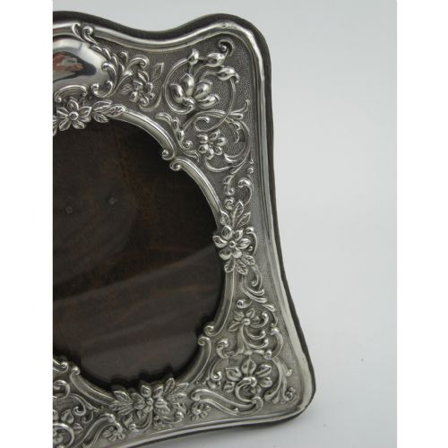 EDWARDIAN SILVER PHOTO FRAME WITH OAK BACK - ADDITIONAL PHOTO 1