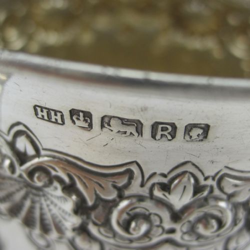 UNUSUAL VICTORIAN SILVER CHILDS OR CHRISTENING MUG - ADDITIONAL PHOTO 5