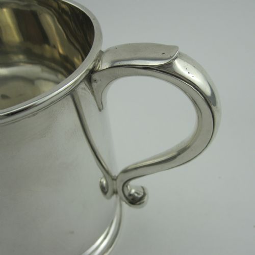 LARGE GOOD QUALITY GEORGIAN STYLE SILVER PINT MUG - ADDITIONAL PHOTO 1