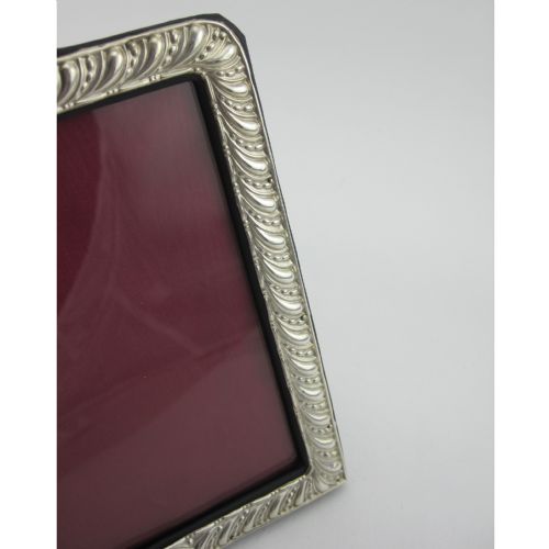 LATE VICTORIAN SILVER PHOTO FRAME WITH GADROON BORDER - ADDITIONAL PHOTO 1
