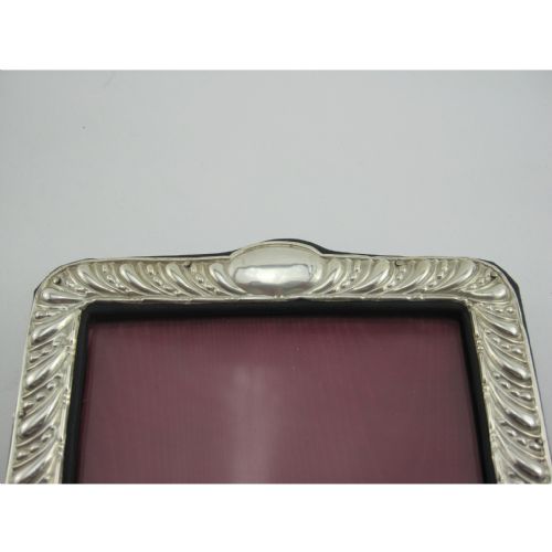 LATE VICTORIAN SILVER PHOTO FRAME WITH GADROON BORDER - ADDITIONAL PHOTO 3