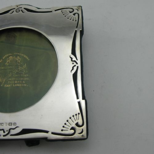 GOOD GAUGE ART NOUVEAU STYLE SQUARE STERLING SILVER PHOTO FRAME - ADDITIONAL PHOTO 2