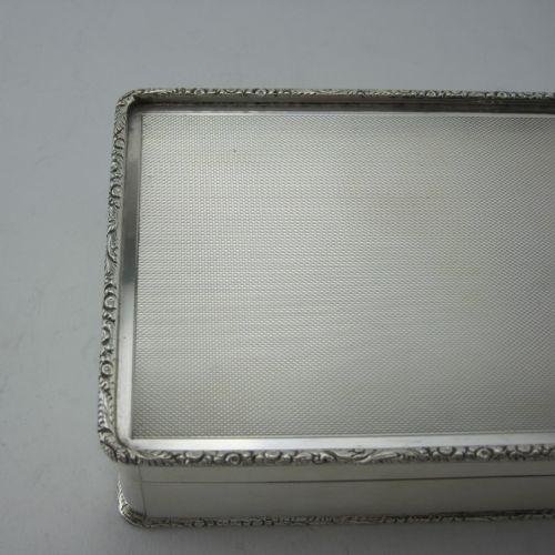 SUPERB QUALITY 495 GRAM STERLING SILVER BOX - ADDITIONAL PHOTO 1