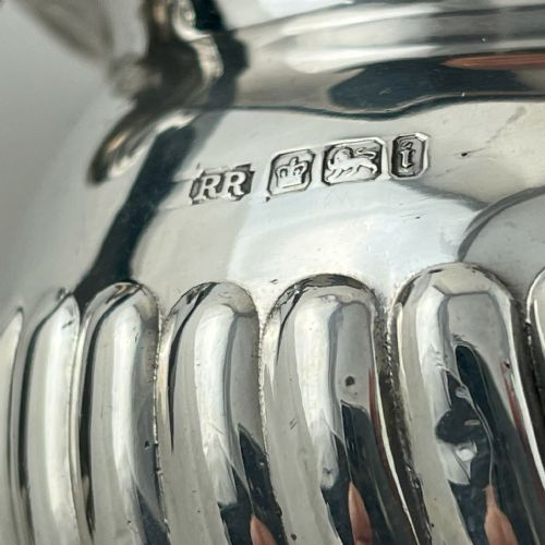 LATE VICTORIAN STERLING SILVER BACHELOR STYLE TEA POT - ADDITIONAL PHOTO 4