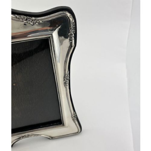 LARGE RECTANGULAR EDWARDIAN STERLING SILVER PHOTO FRAME - ADDITIONAL PHOTO 1