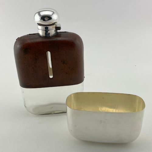 LARGE GOLIATH STYLE SILVER PLATED AND LEATHER HIP FLASK - ADDITIONAL PHOTO 5
