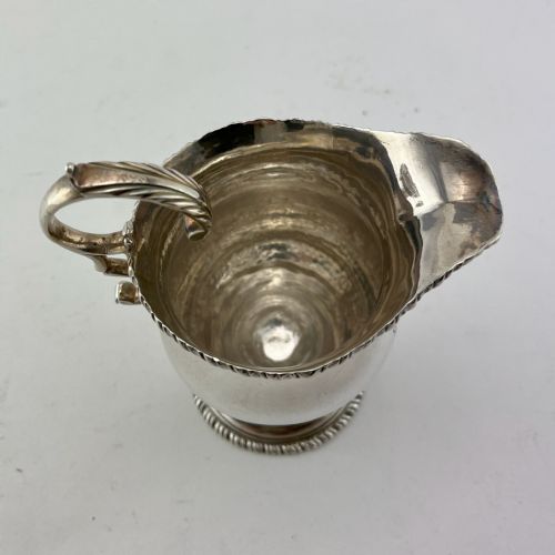 GOOD QUALITY GEORGE III STERLING SILVER CREAM JUG - ADDITIONAL PHOTO 1