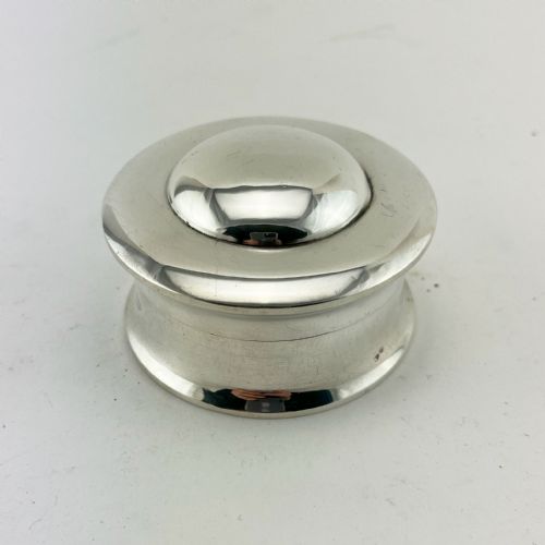 SMART ANTIQUE STERLING SILVER CIRCULAR JEWELLERY BOX - ADDITIONAL PHOTO 1