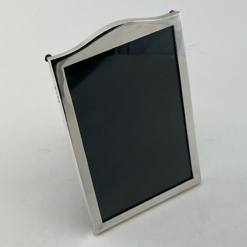smart rectangular antique sterling silver photo frame - CATEGORY: ANTIQUE SILVER - DATED 1910