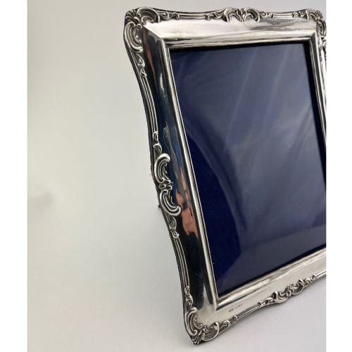 LARGE EDWARDIAN STERLING SILVER PHOTO FRAME - ADDITIONAL PHOTO 2