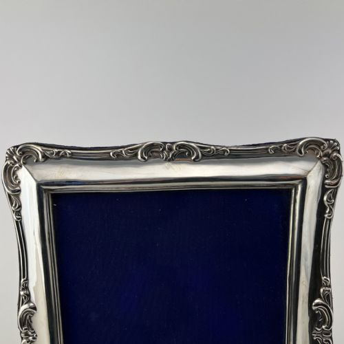 LARGE EDWARDIAN STERLING SILVER PHOTO FRAME - ADDITIONAL PHOTO 4
