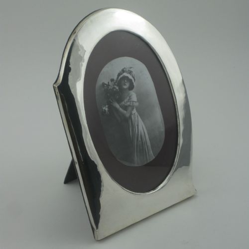 unusual antique oval shaped sterling silver photo frame - CATEGORY: ANTIQUE SILVER - DATED 1910