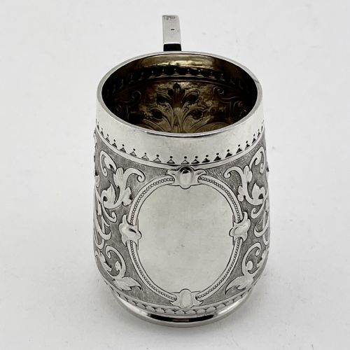 PRETTY VICTORIAN STERLING SILVER HALF PINT CHRISTENING MUG - ADDITIONAL PHOTO 1