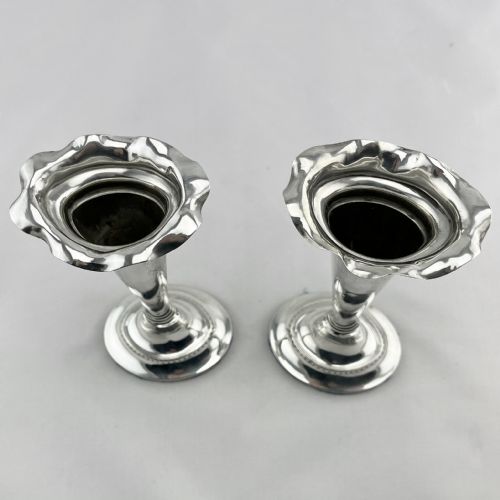 ELEGANT PAIR OF VICTORIAN STERLING SILVER FLOWER VASES - ADDITIONAL PHOTO 2
