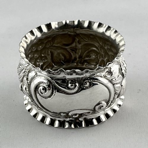 PRETTY STERLING SILVER BOXED SINGLE NAPKIN RING - ADDITIONAL PHOTO 3